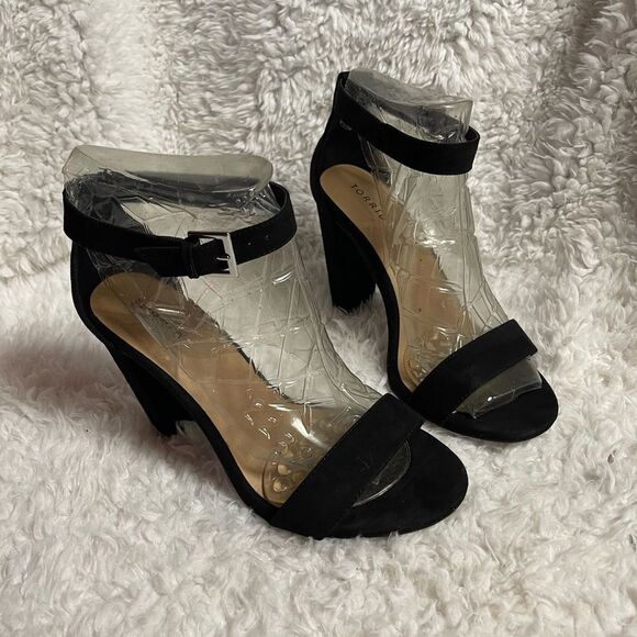 Torrid Black synthetic suede Two Strap Tapered Heel ankle strap Sandals SZ 12WW - Picture 1 of 15